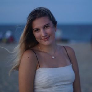 Meet your Posher, Julie